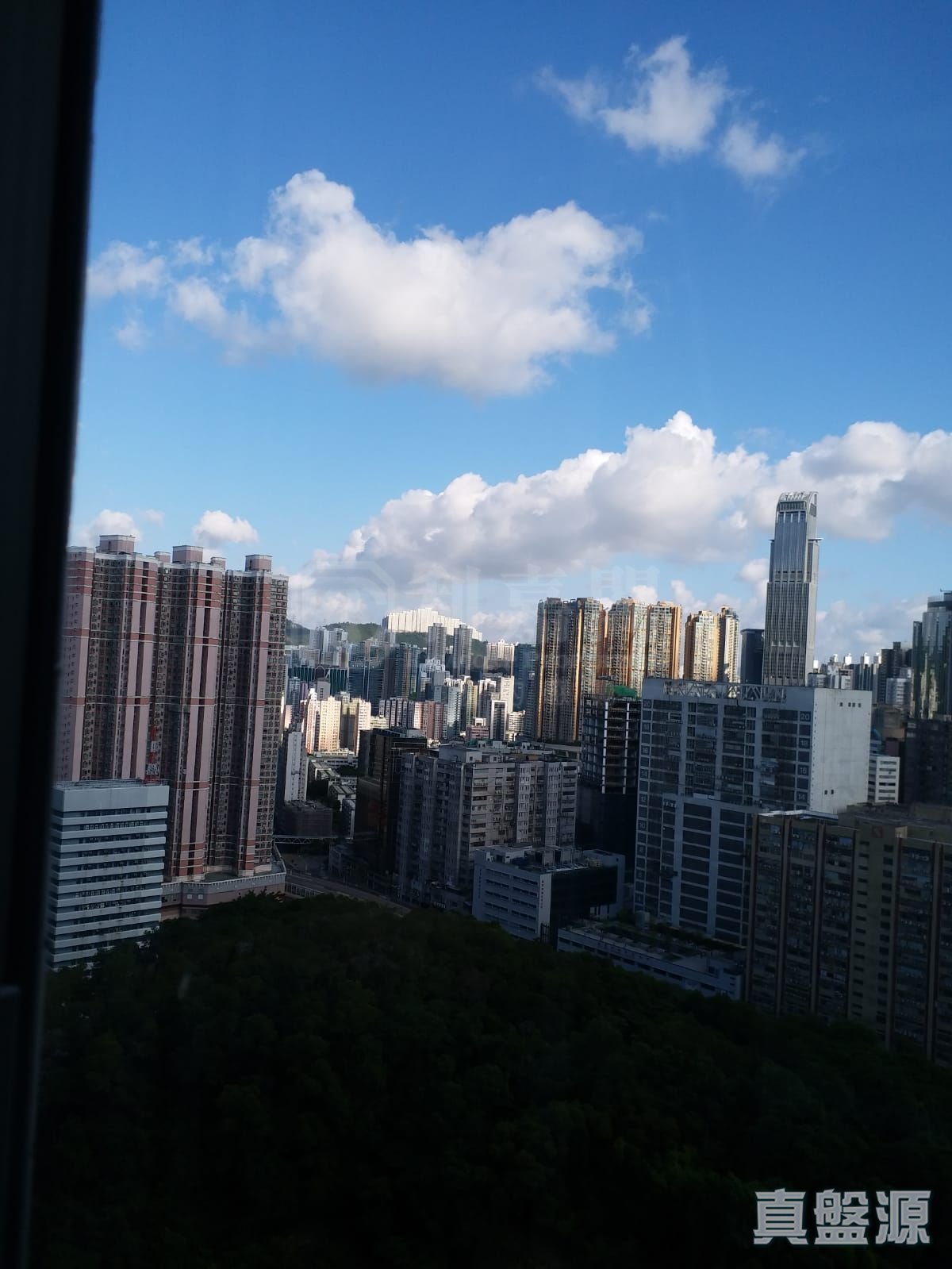 TSUEN WAN CENTRE BLOCK 6 (CHUNGKING HOUSE) Very High Floor Zone Flat D Tsuen Wan