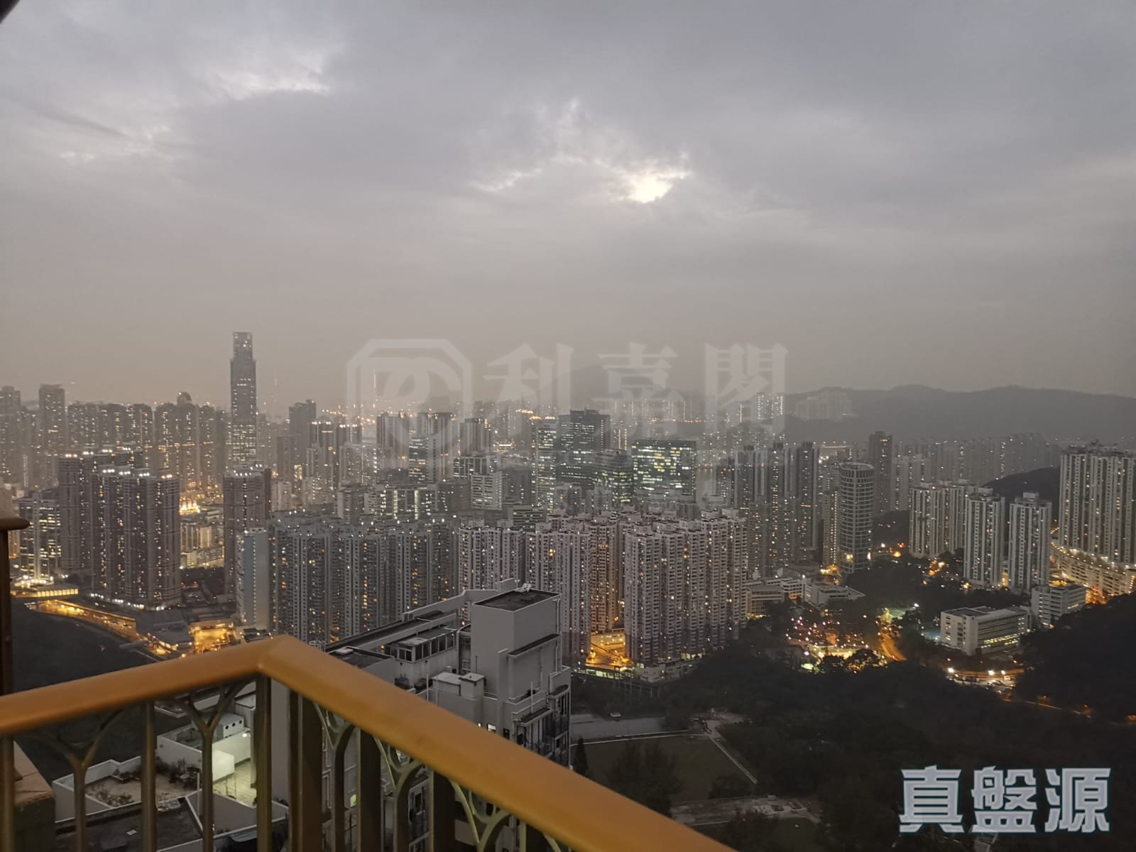 朗逸峰 1期 5座 高层 荃湾