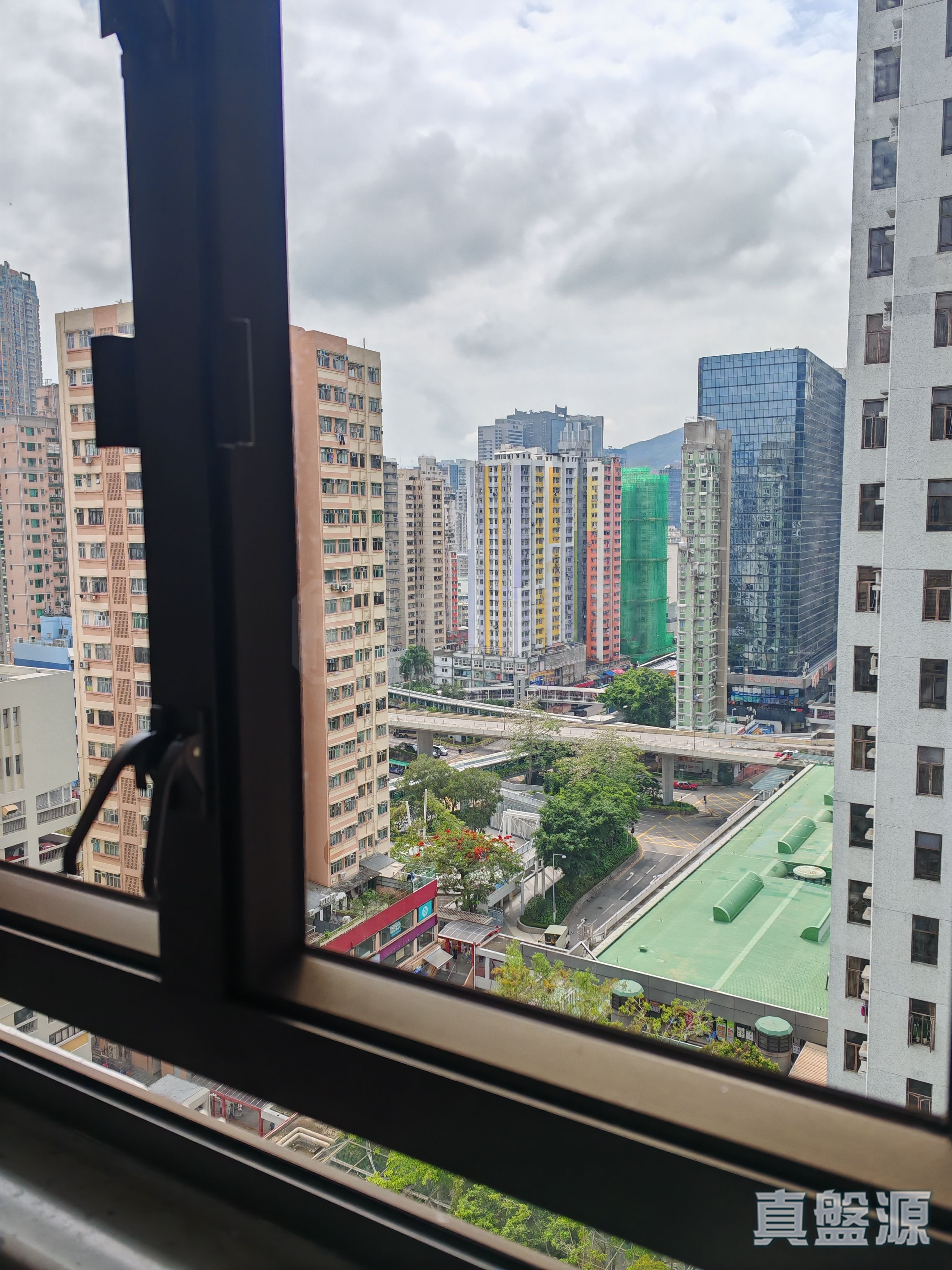 LUK YEUNG SUN CHUEN BLOCK N High Floor Zone Flat 08 Tsuen Wan