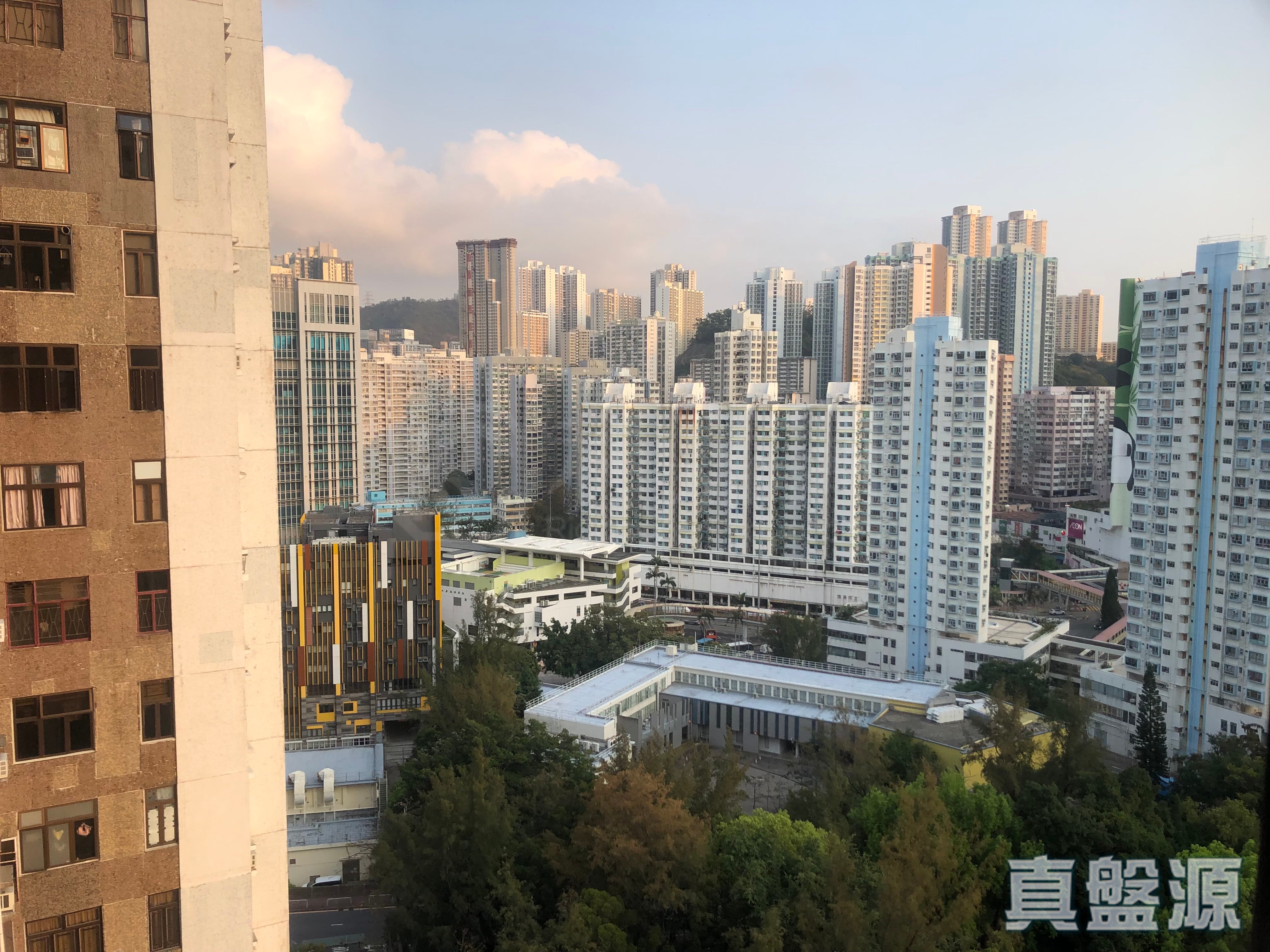 LUK YEUNG SUN CHUEN BLOCK Q High Floor Zone Flat 08 Tsuen Wan