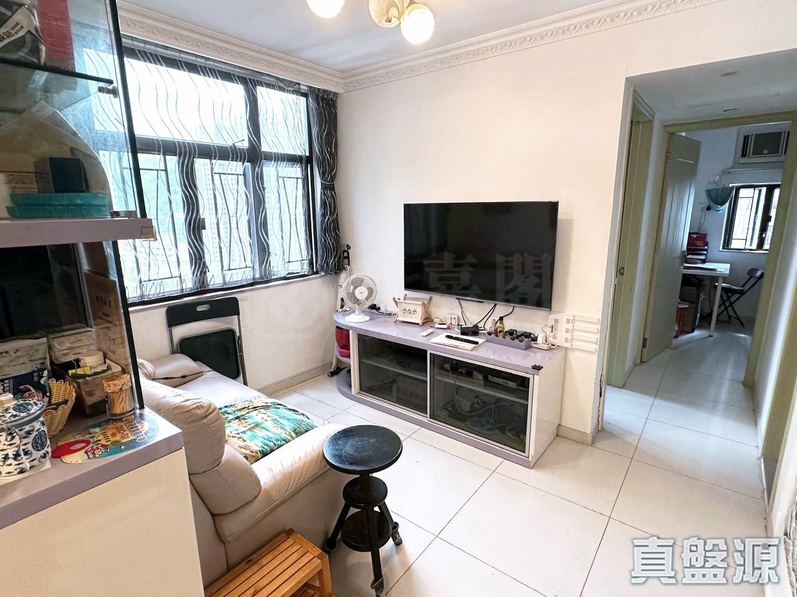 LUK YEUNG SUN CHUEN BLOCK S High Floor Zone Flat 05 Tsuen Wan