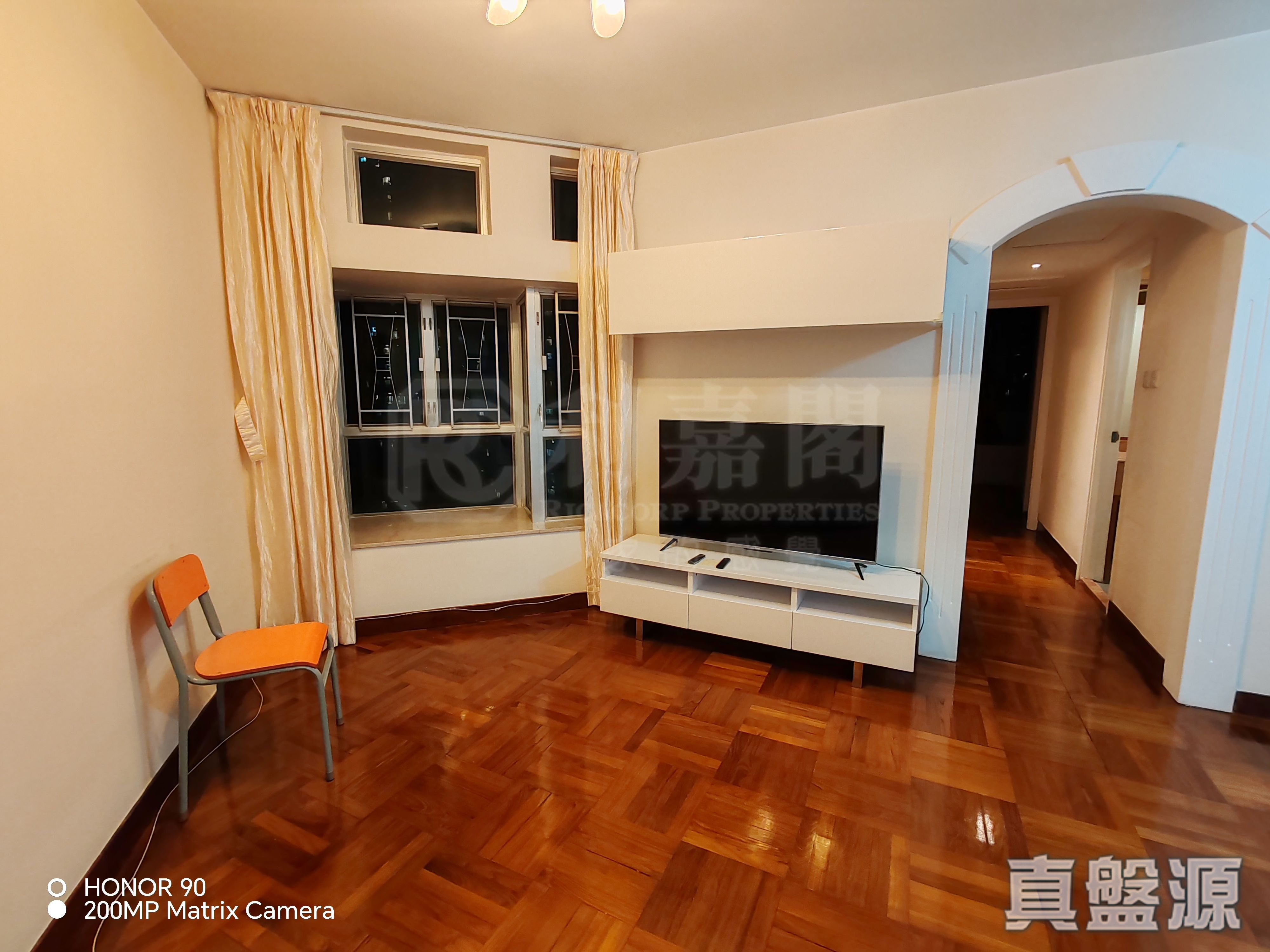 DISCOVERY PARK PHASE 1 - Block 1 High Floor Zone Flat D Tsuen Wan