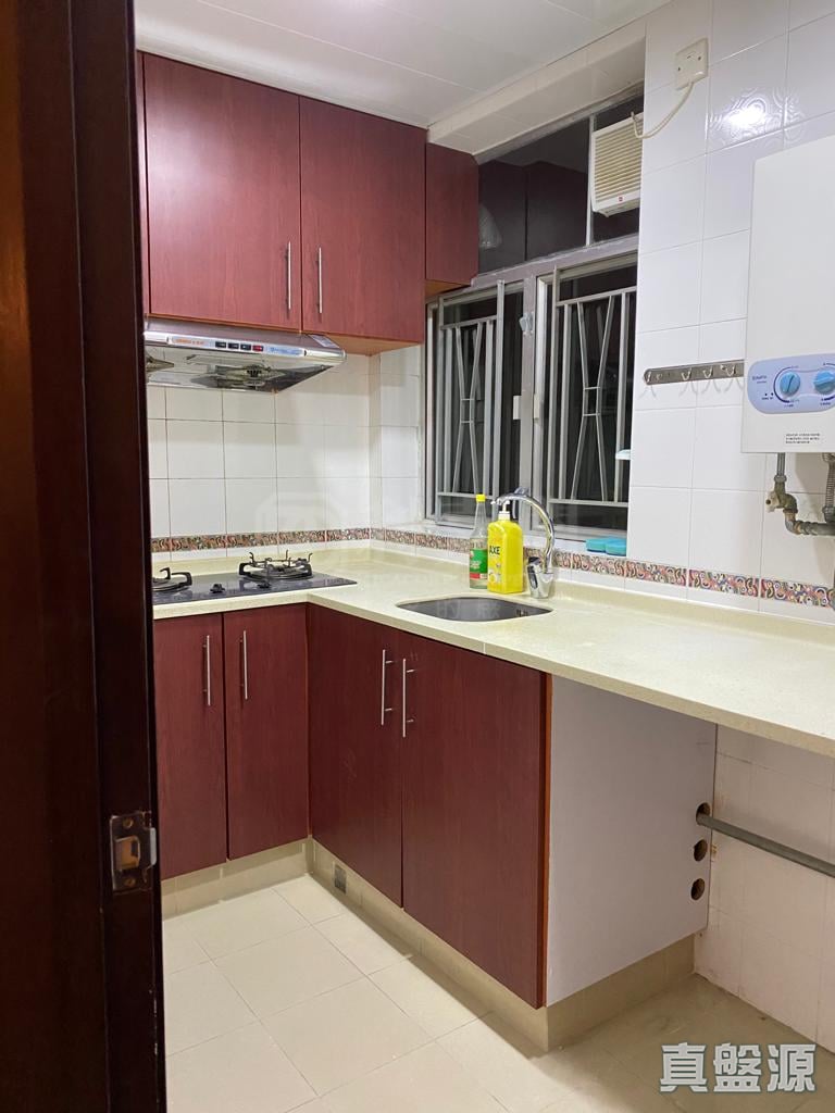 愉景新城 2期 8座 低層 F室 荃灣