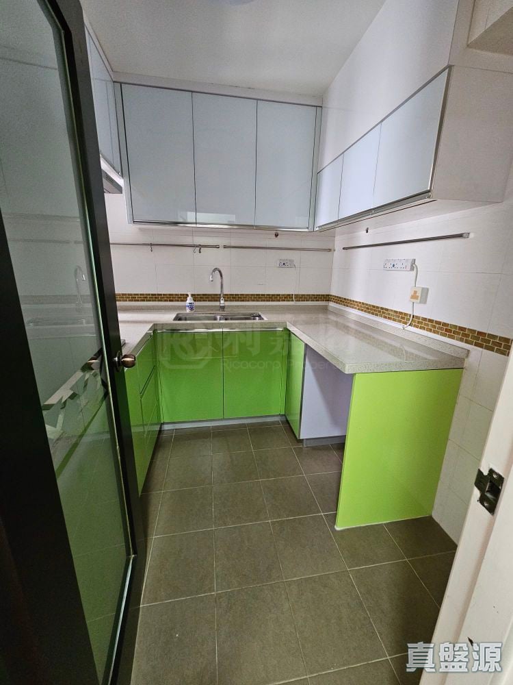 RIVIERA GARDENS HOI YAT MANSION (BLOCK 19) Low Floor Zone Flat B Tsuen Wan