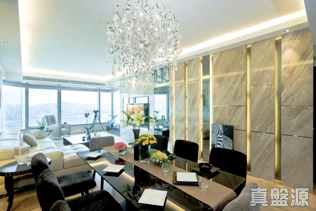 HARBOURFRONT LANDMARK TOWER 3 High Floor Zone Flat B Hung Hom/Whampoa/Laguna Verde
