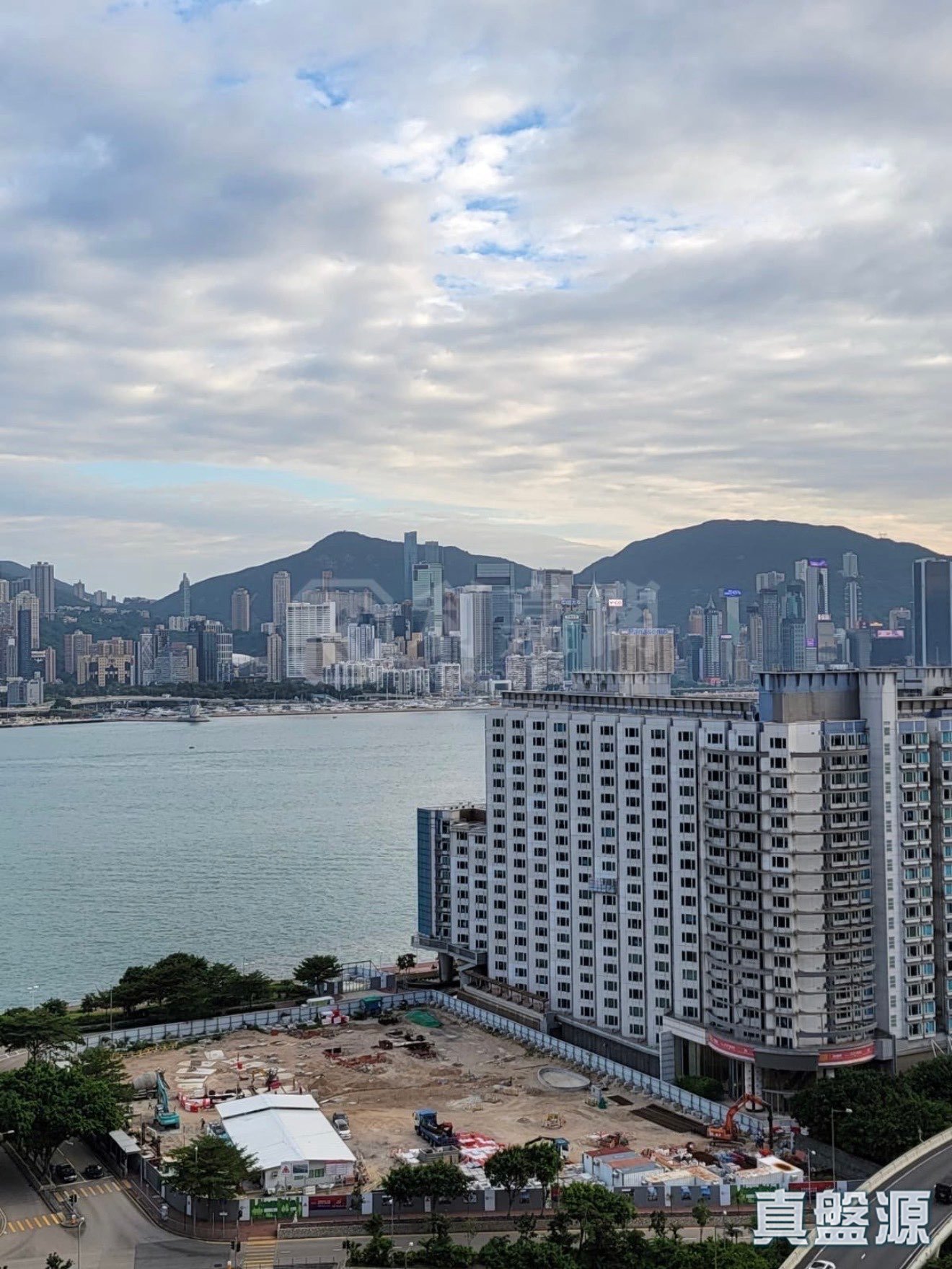 HARBOUR PLACE TOWER 7 Very High Floor Zone Flat A Hung Hom/Whampoa/Laguna Verde