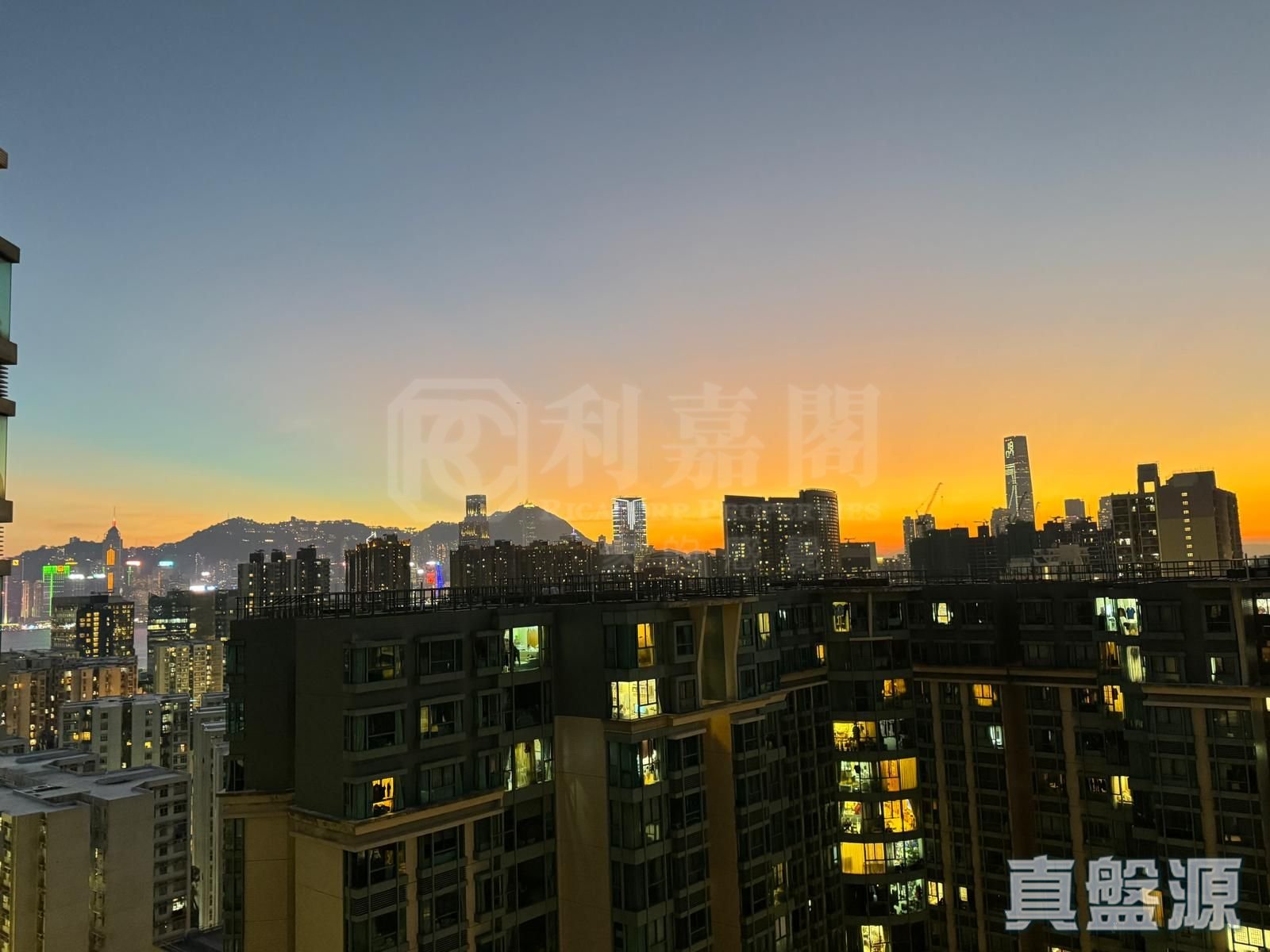 LAGUNA VERDE PHASE 4 LAGUNA GRANDE - Tower 20 Very High Floor Zone Flat E Hung Hom/Whampoa/Laguna Verde