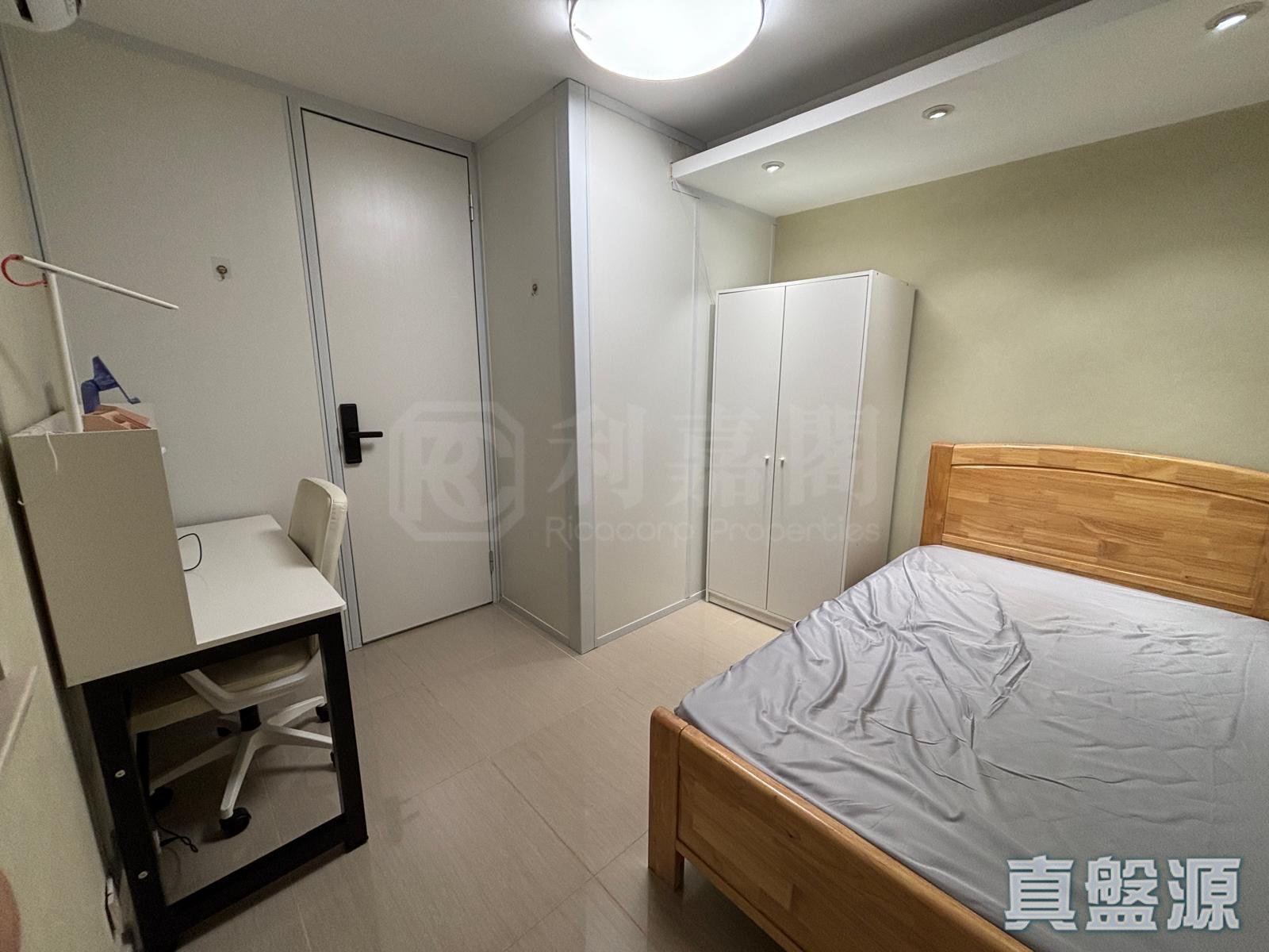 HARBOUR PLACE TOWER 4 Low Floor Zone Flat B Hung Hom/Whampoa/Laguna Verde
