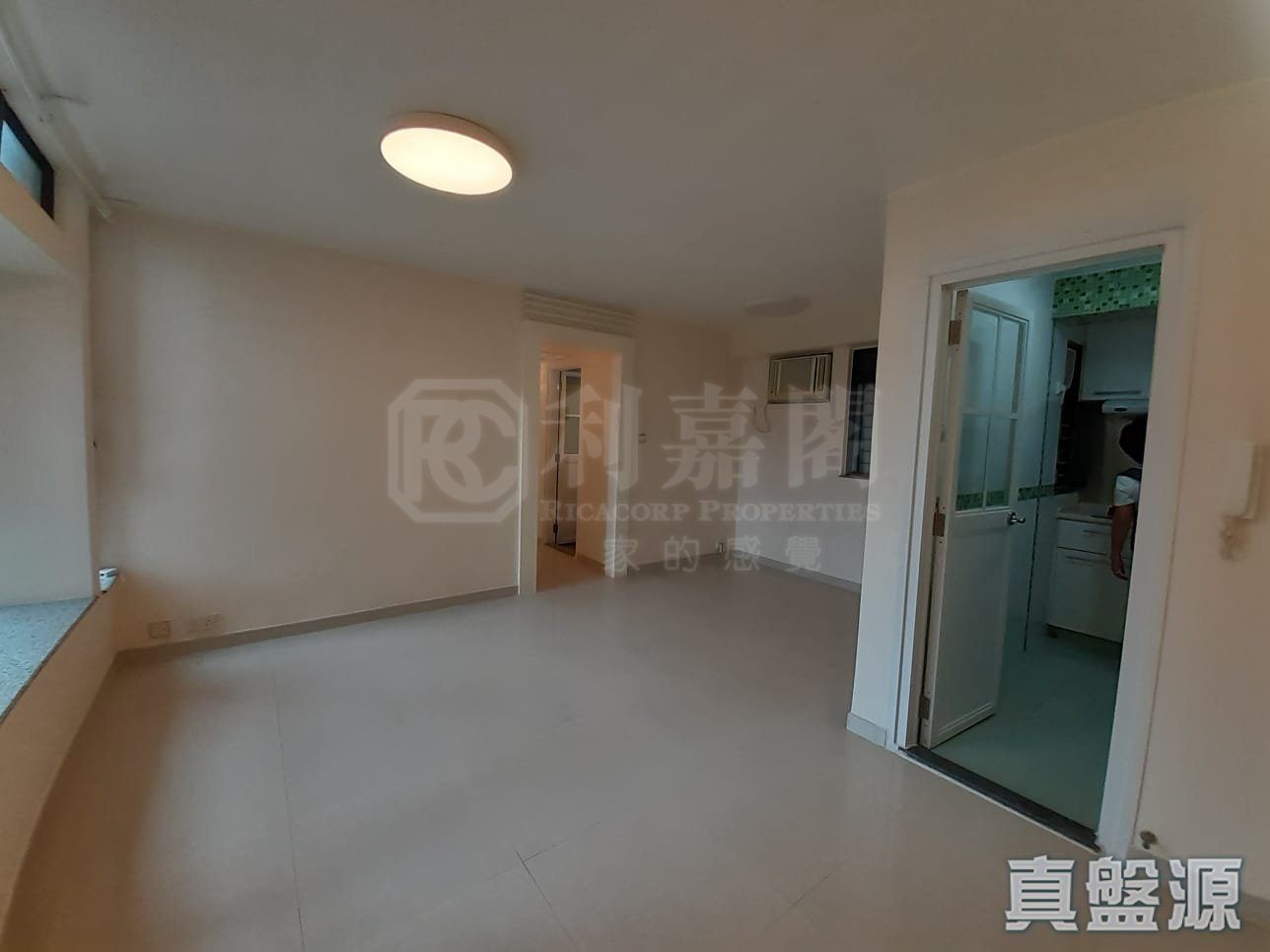 SUN YUEN LONG CENTRE BLOCK 3 Low Floor Zone Flat H Yuen Long