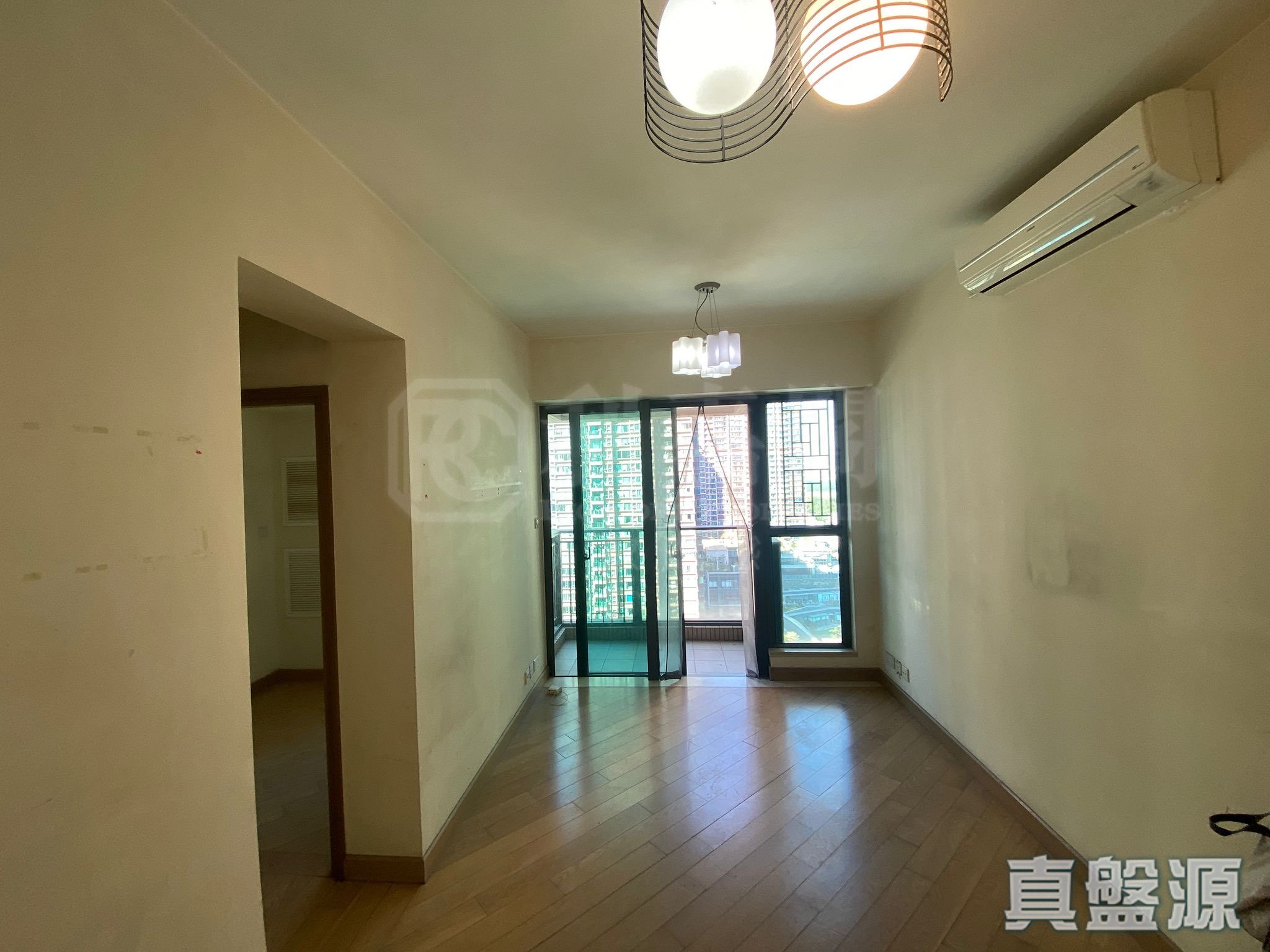 YOHO TOWN 2期 YOHO MIDTOWN 9座 中層 F室 元朗