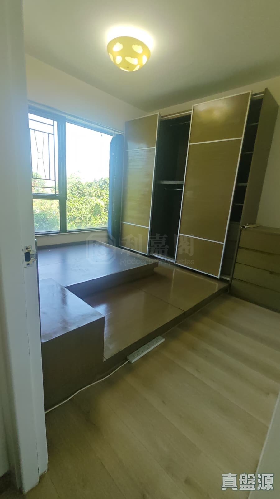 CASA DE ORO BLOCK 9 Medium Floor Zone Yuen Long