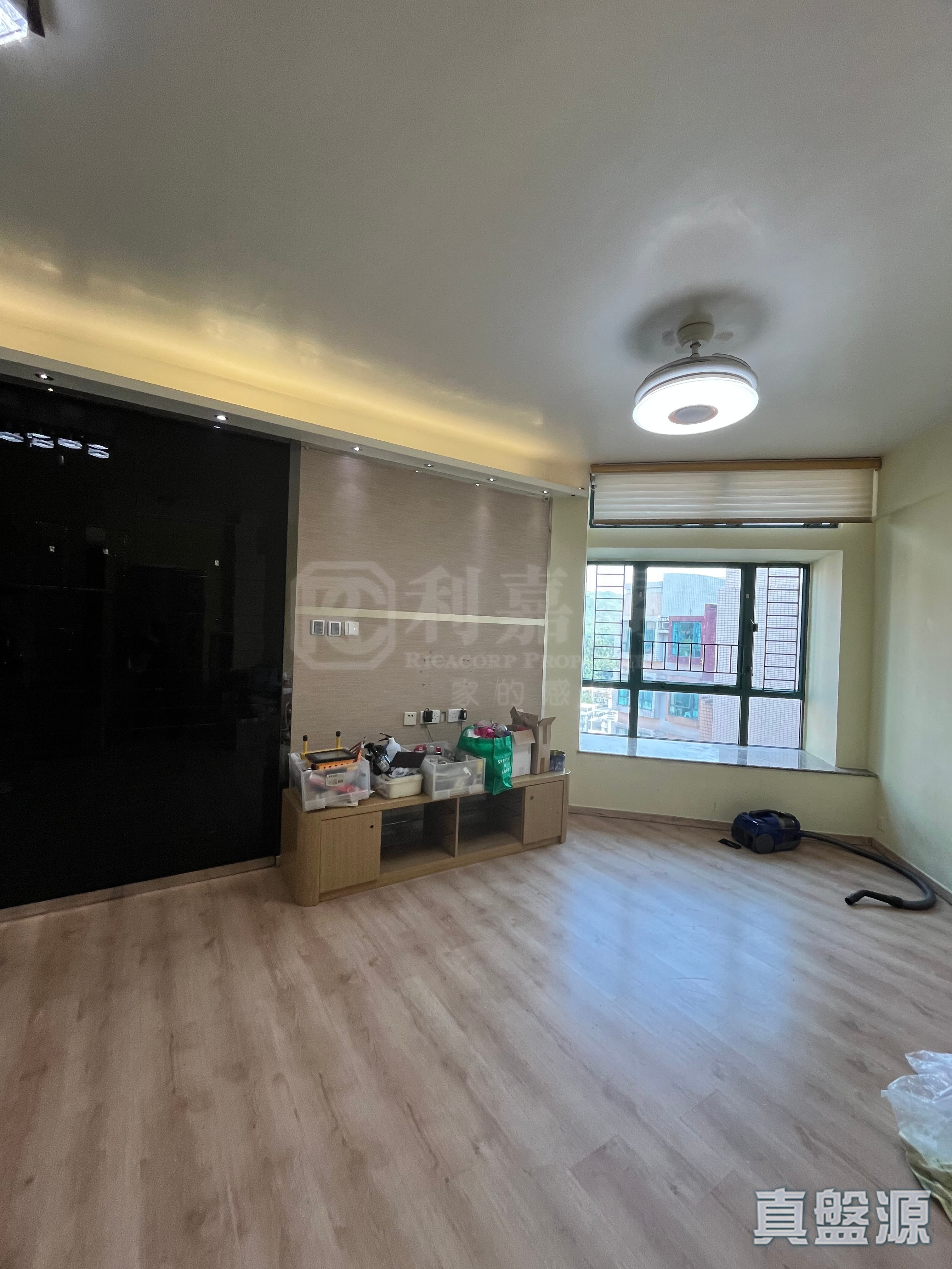 GRAND DEL SOL BLOCK 5 Very High Floor Zone Flat C Yuen Long