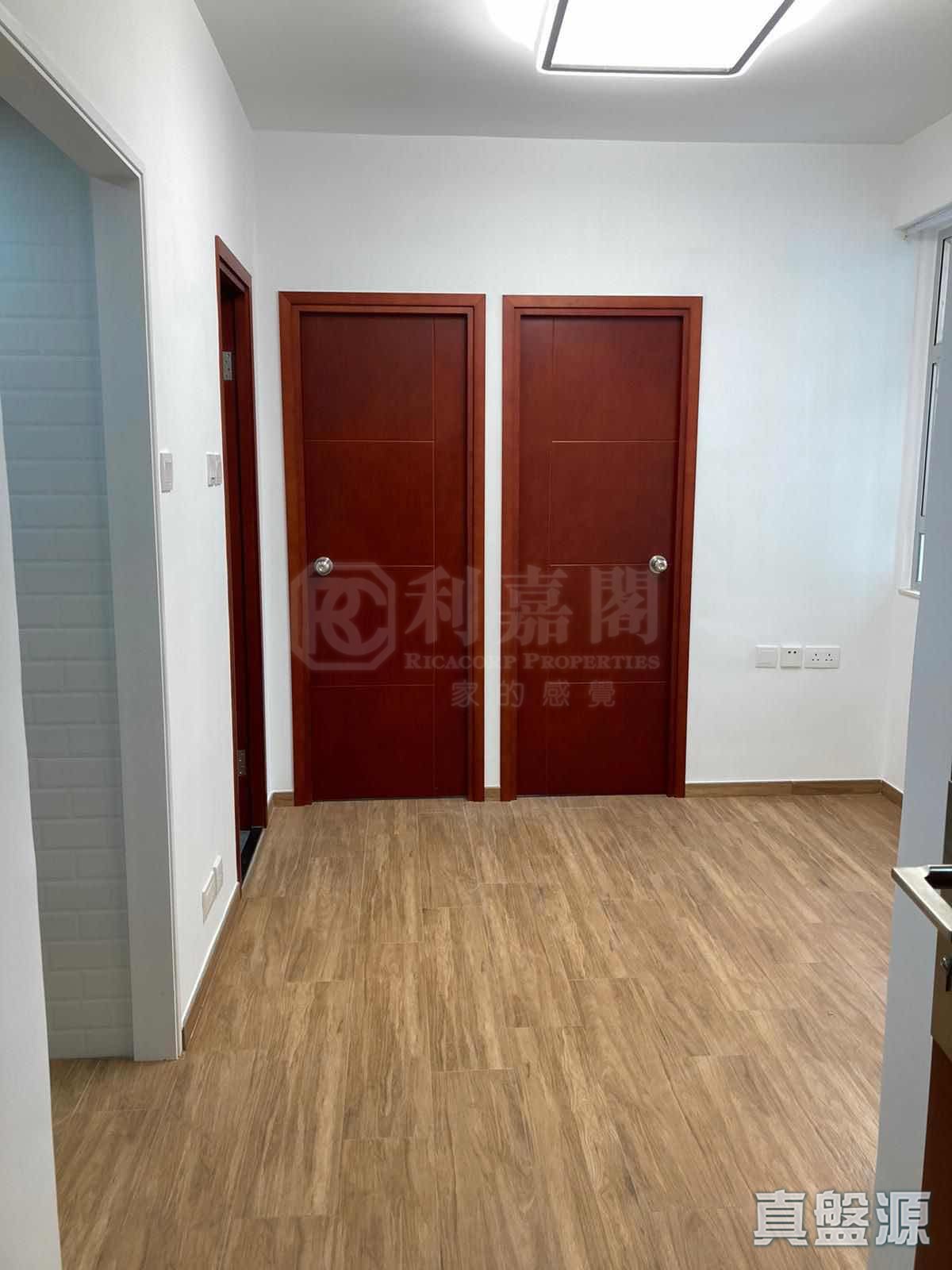 好順意大廈 A座 中層 2室 元朗