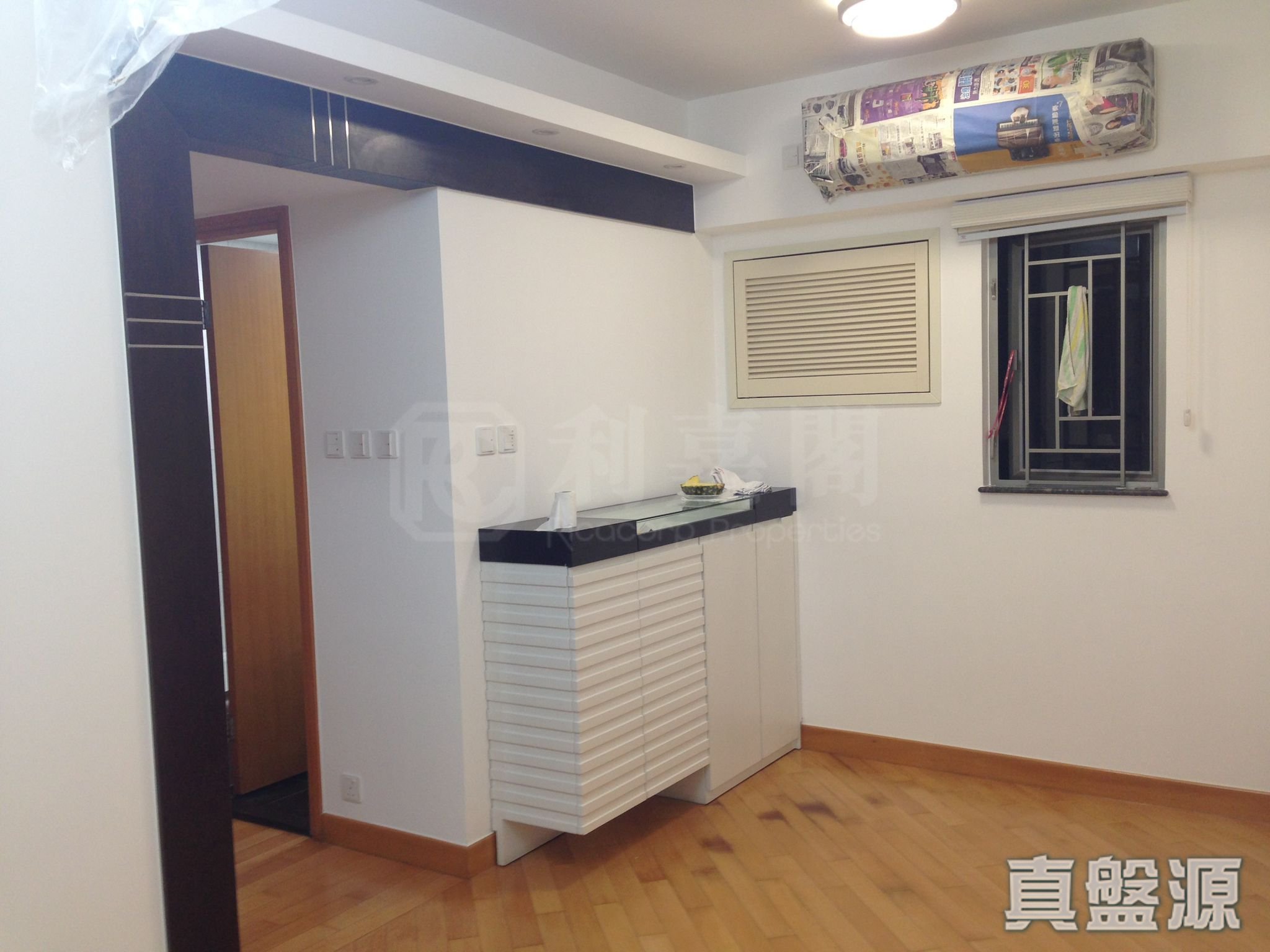YOHO TOWN PHASE 1 - Block 1 High Floor Zone Flat D Yuen Long