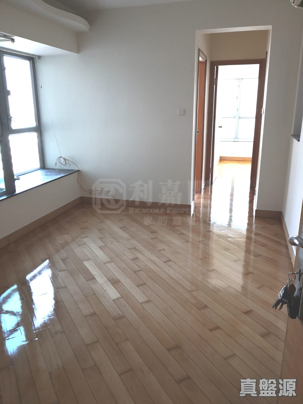 YOHO TOWN 1期 3座 中層 B室 元朗