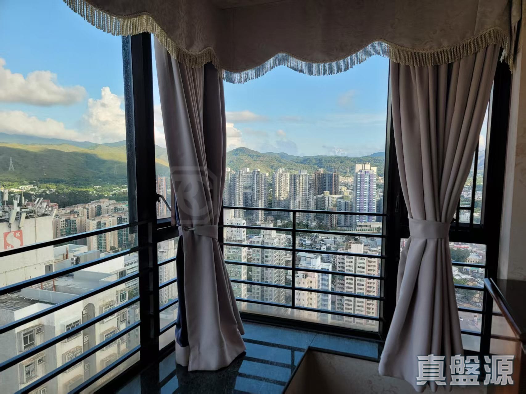 合益广场 B座 极高层 2室 元朗