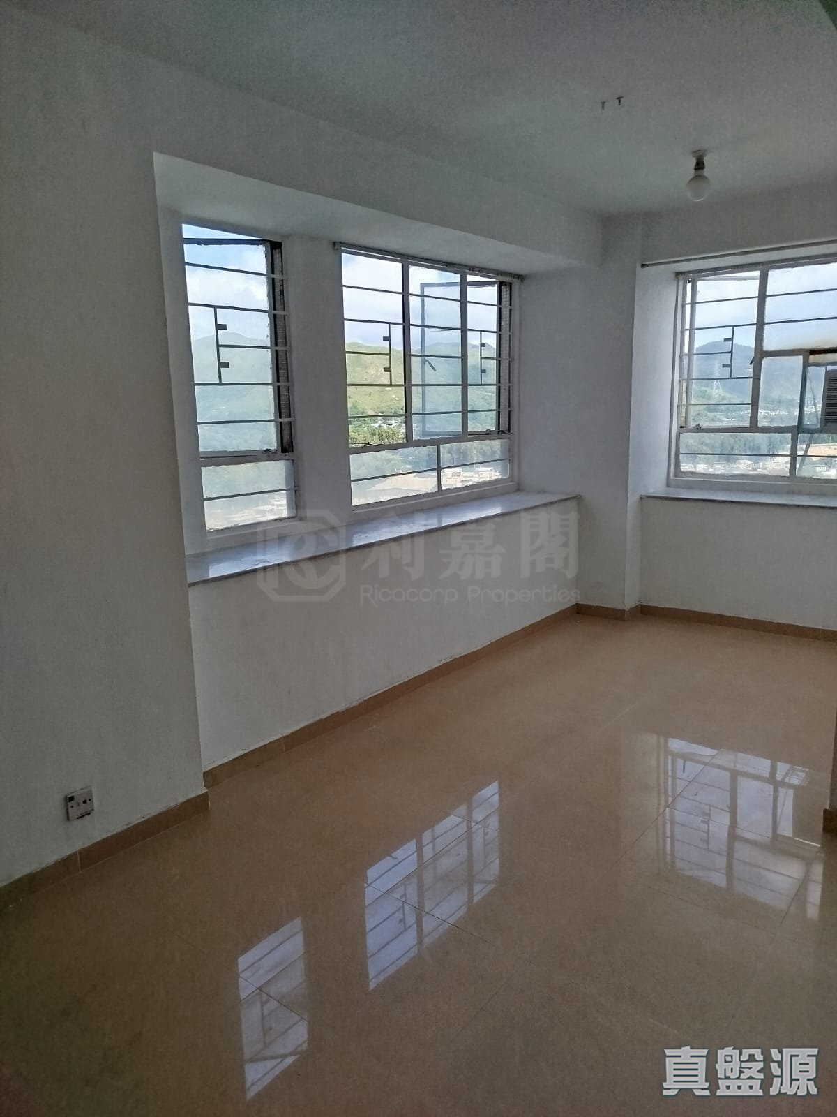 HO SHUN LEE BUILDING BLOCK 2 High Floor Zone Flat B Yuen Long