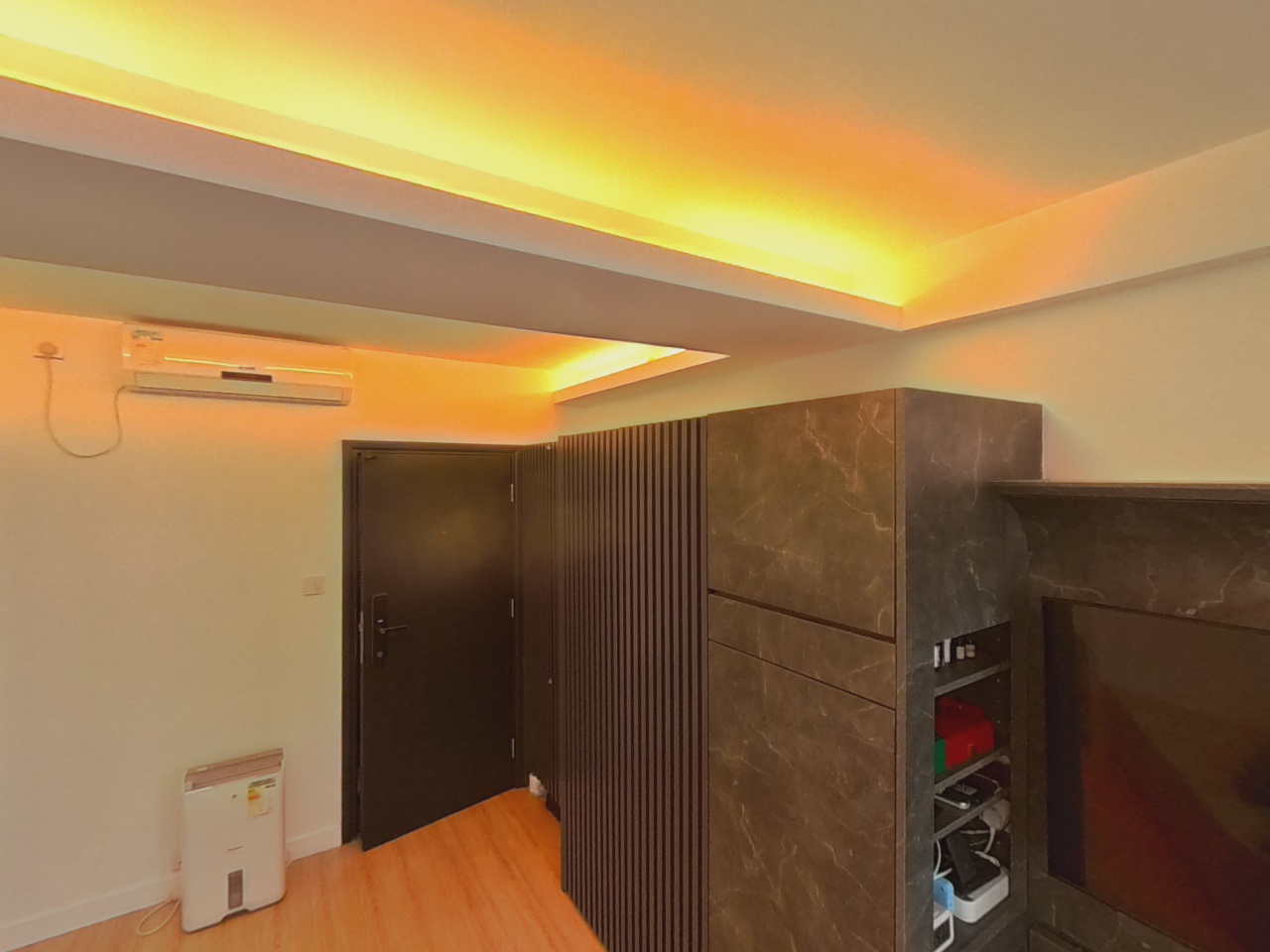 富利来大厦 C座 极高层 1室 北角/北角半山