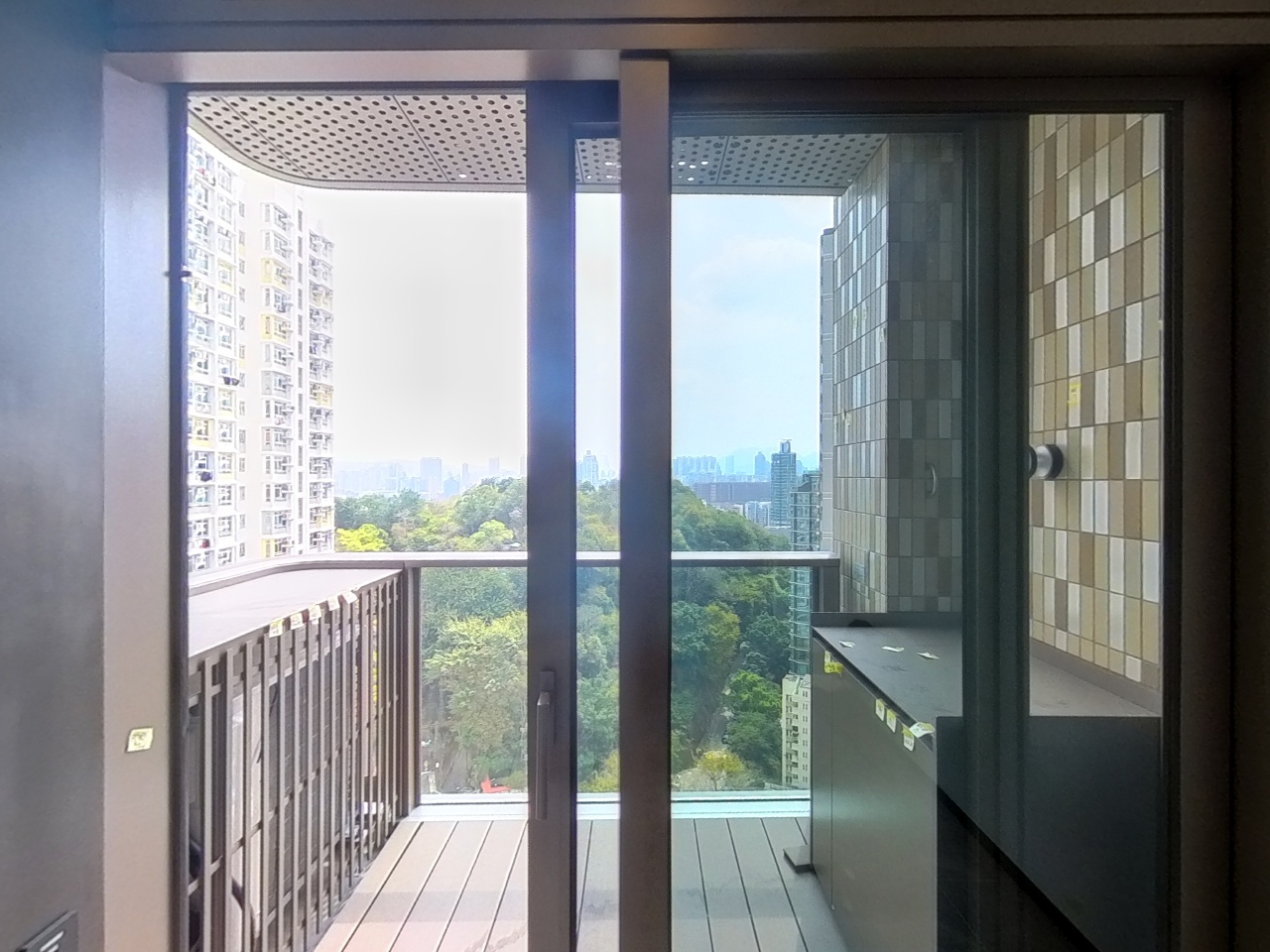 BELGRAVIA PLACE PHASE 1 - Tower 1b Very High Floor Zone Flat 3 West Kowloon