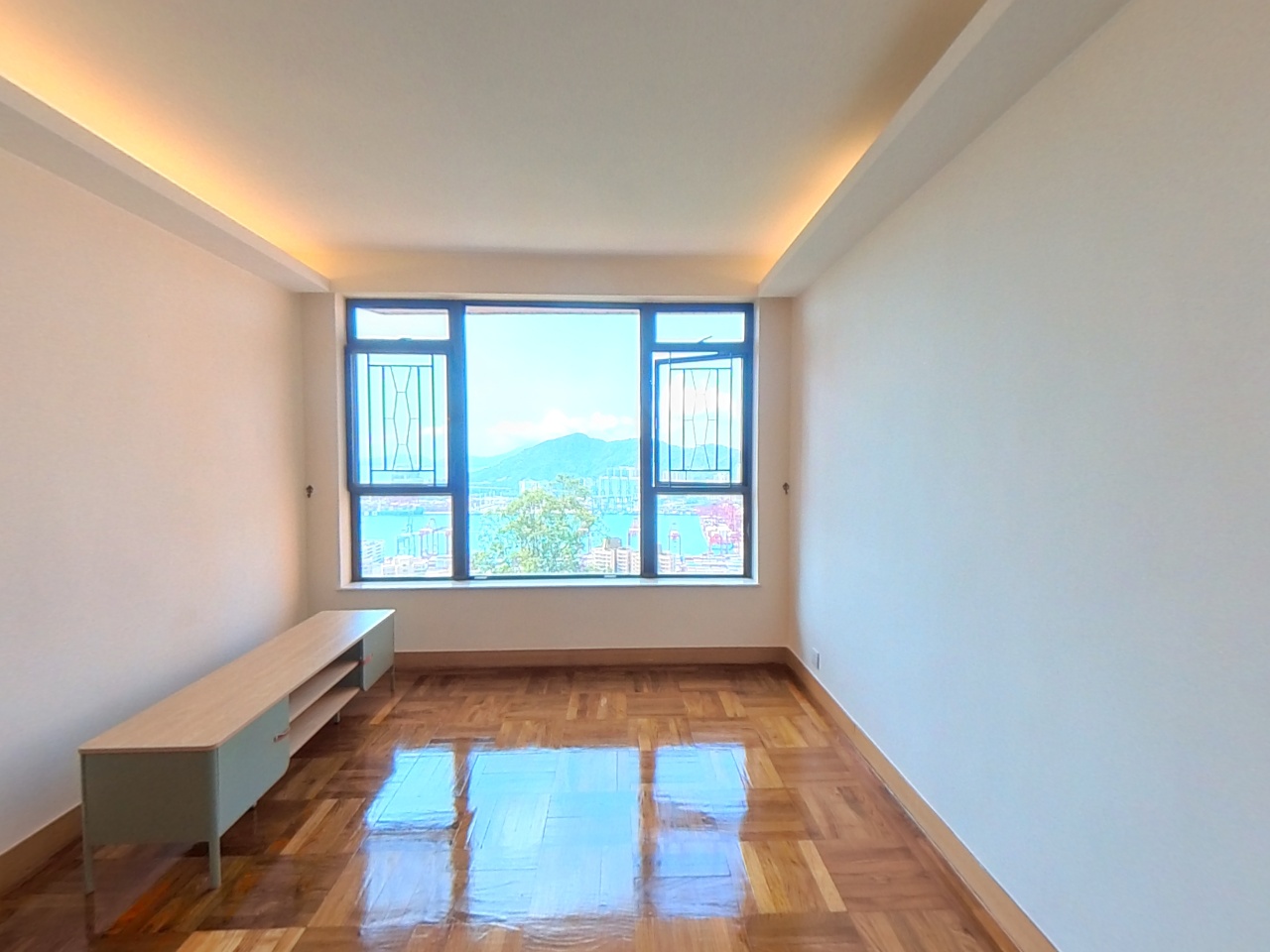 HIGHLAND PARK TOWER 6 Medium Floor Zone Flat F Mei Foo/Wonderland Villas