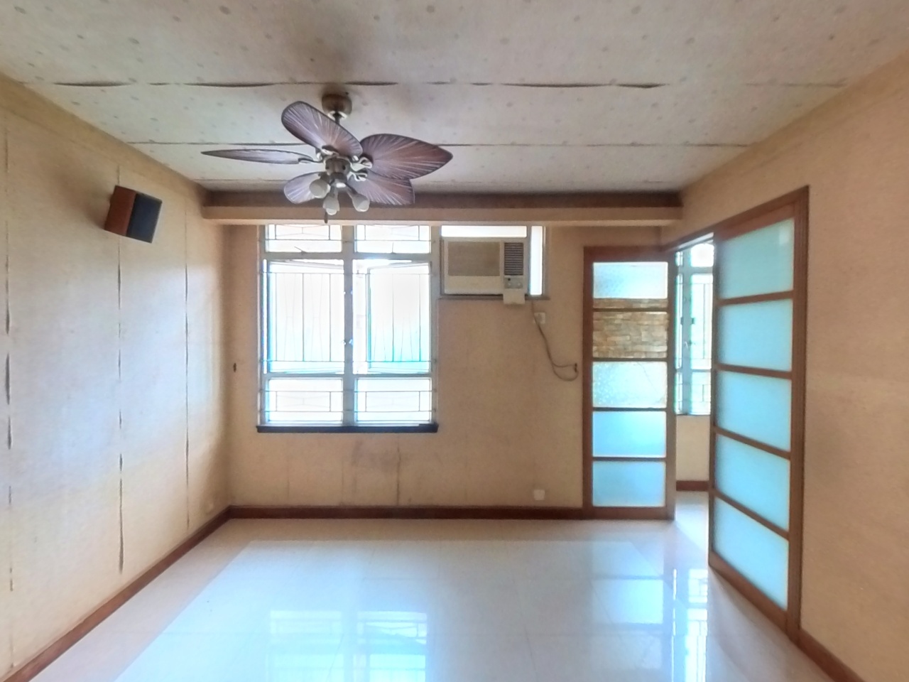LAI YAN COURT LAI CHOI HOUSE (BLOCK B) High Floor Zone Flat 8 Mei Foo/Wonderland Villas