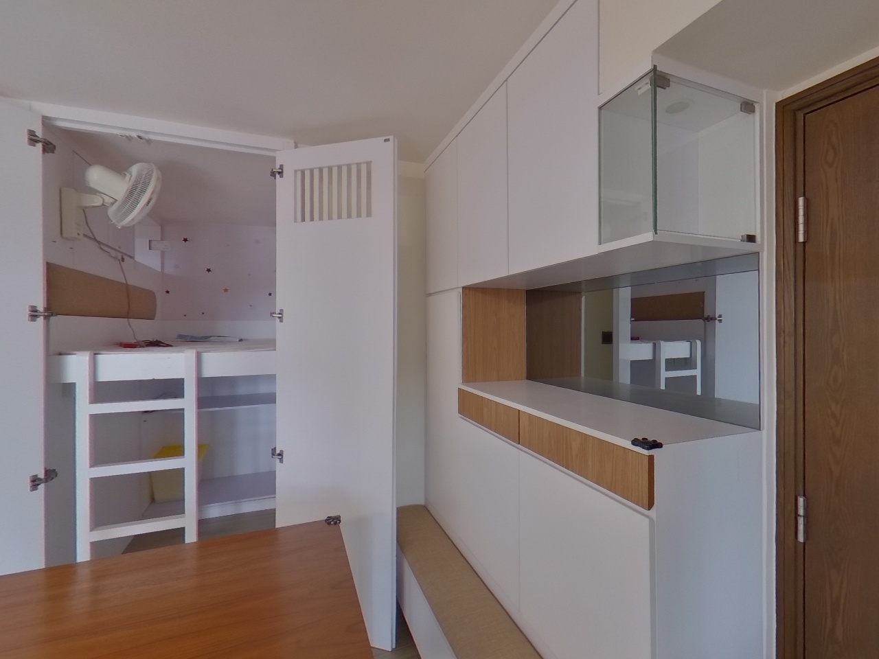 美孚新邨 8期 百老汇街118-120号 极高层 D室 美孚/华景