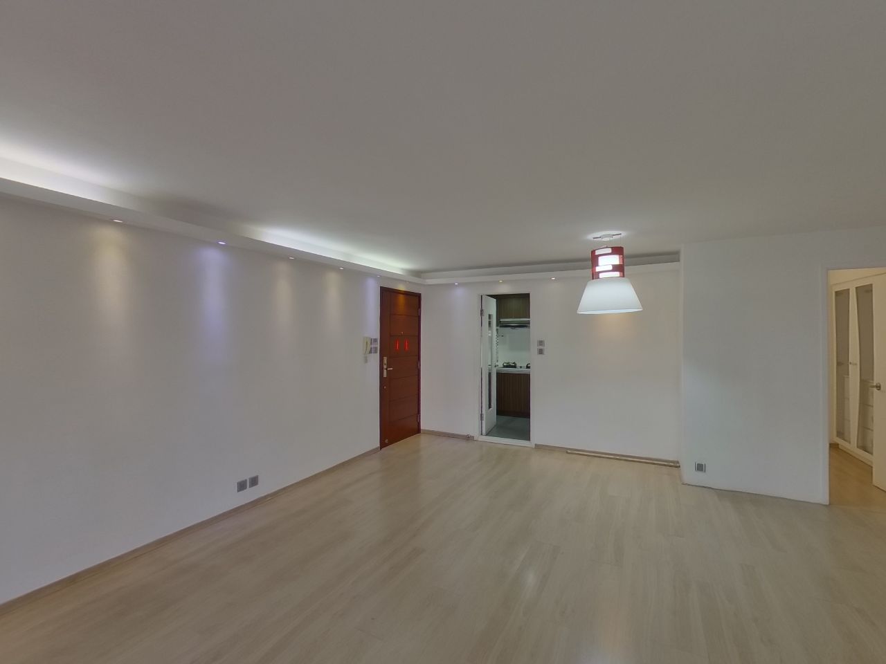 MEI FOO SUN CHUEN PHASE 6 - 46 Nassau Street Low Floor Zone Flat B Mei Foo/Wonderland Villas