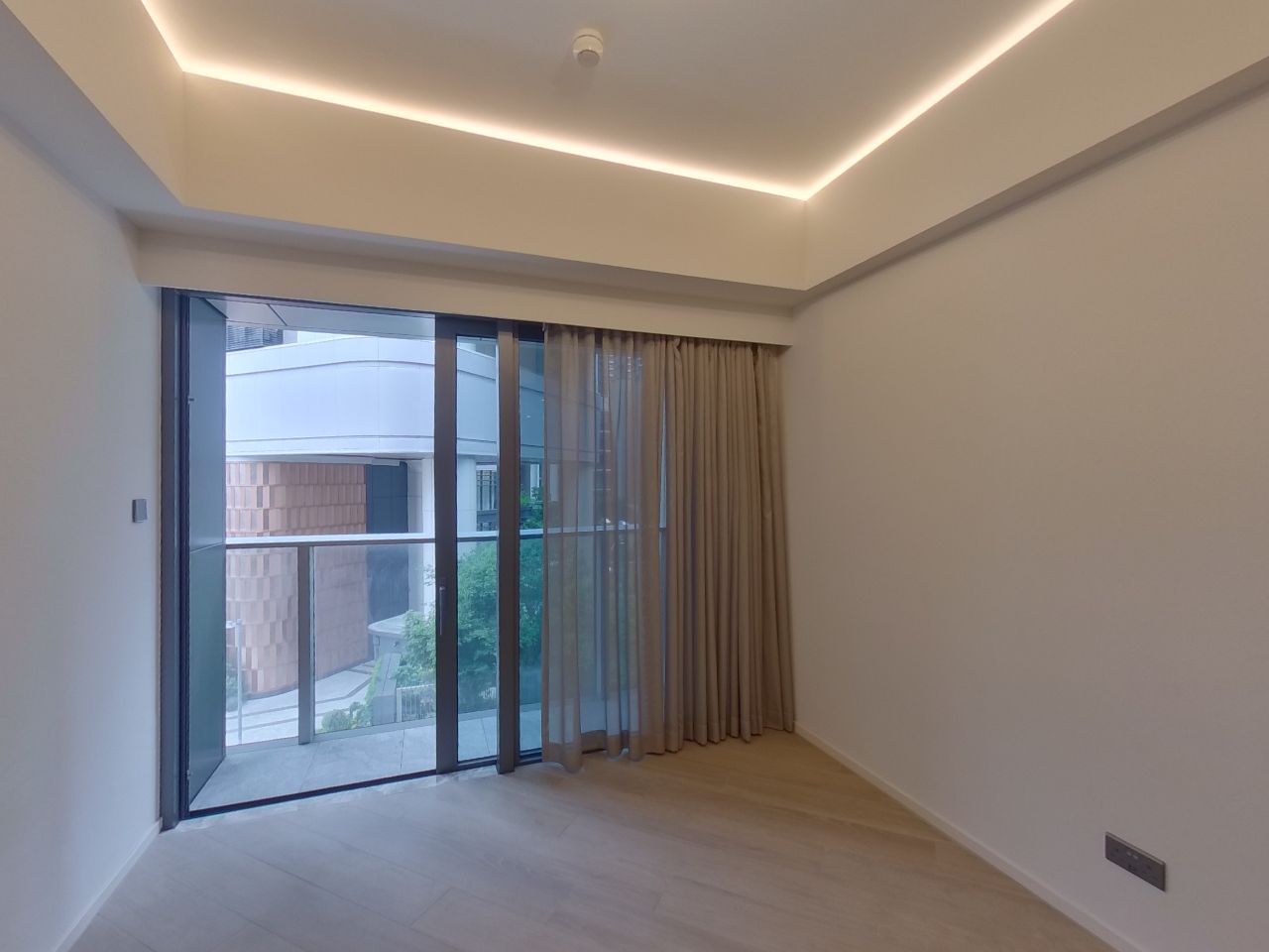 THE HENLEY PHASE 1 - Condominium D Medium Floor Zone To Kwa Wan/Kowloon City/Kai Tak/San Po Kong