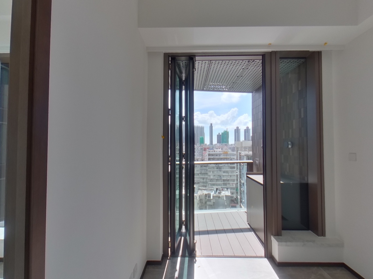 BELGRAVIA PLACE 1期 1A座 中層 16室 西九龍