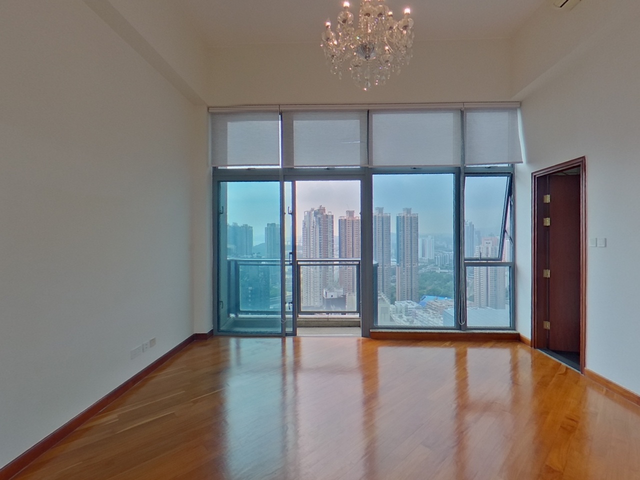 PARK SUMMIT TOWER 2 Very High Floor Zone Flat B Olympic Station/Nam Cheong