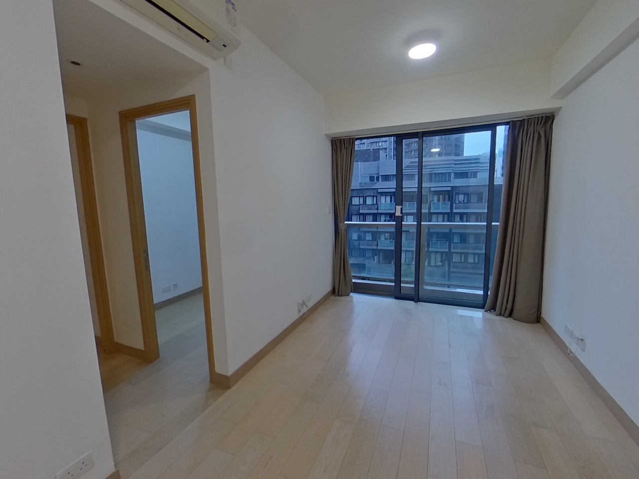 K. CITY TOWER 2 Low Floor Zone Flat E To Kwa Wan/Kowloon City/Kai Tak/San Po Kong