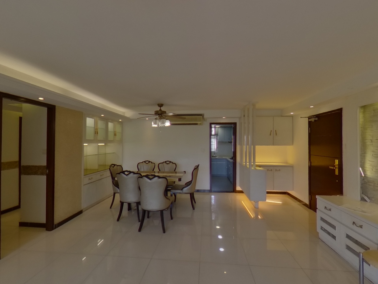 美孚新邨 7期 荔灣道10-12號 中層 B室 美孚/華景