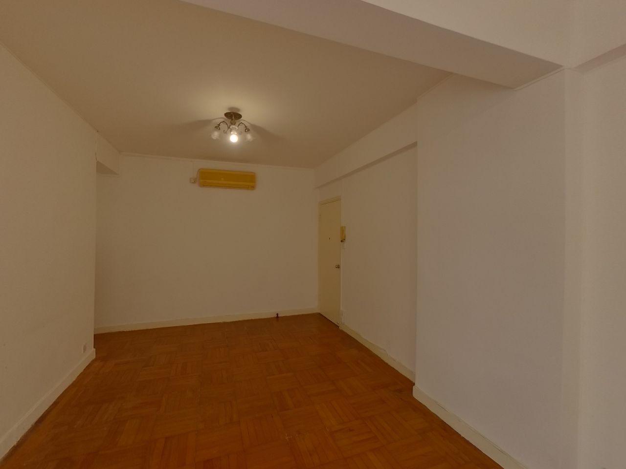 帝國大廈 低層 D室 何文田/京士柏/九龍塘/又一村