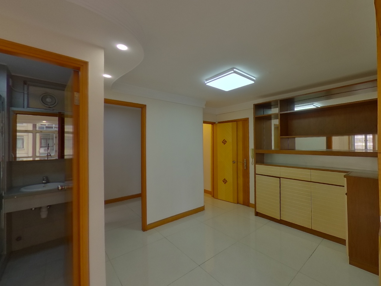 美孚新邨 4期 百老汇街101-103号 中层 B室 美孚/华景