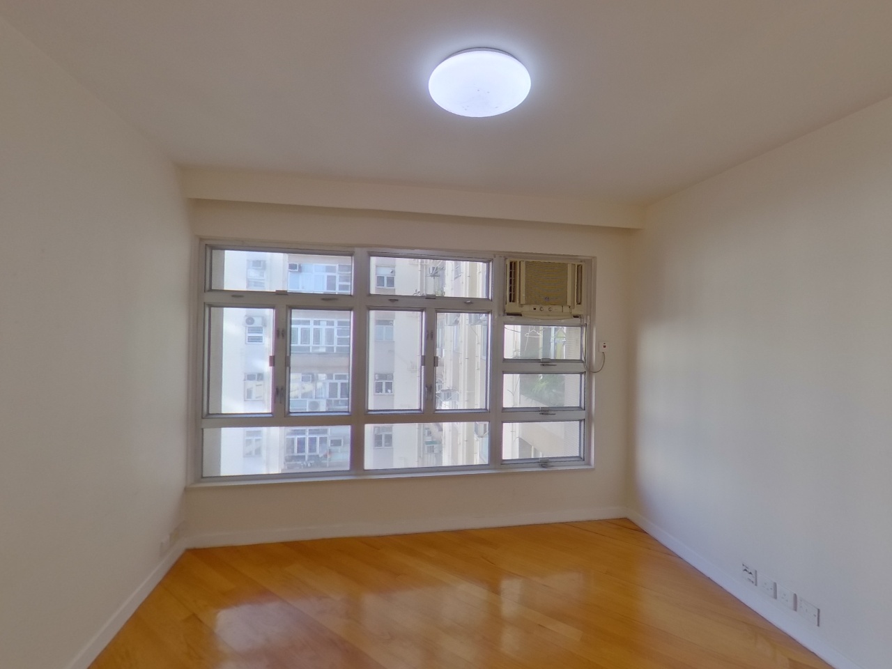 美孚新邨 1期 百老汇街9-11号 高层 A室 美孚/华景