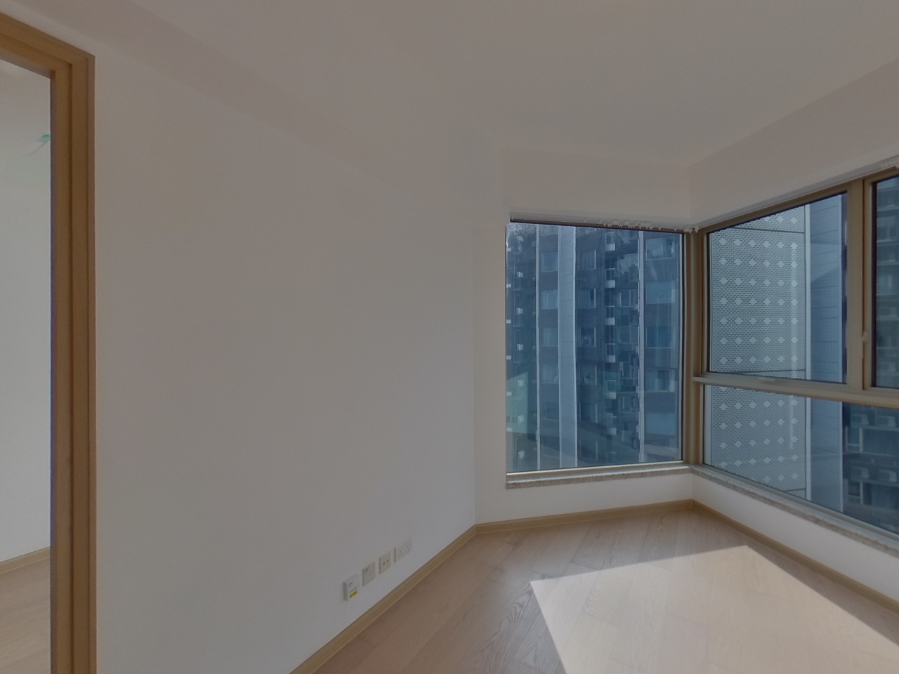 爱海颂 5座 极高层 C室 西九龙