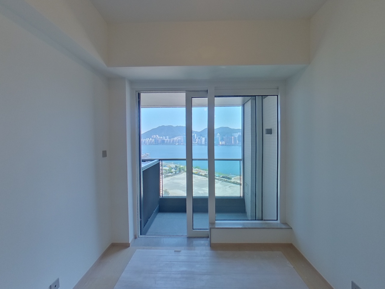 MIAMI QUAY PHASE 2 MIAMI QUAY II - Tower 6 High Floor Zone Flat H To Kwa Wan/Kowloon City/Kai Tak/San Po Kong