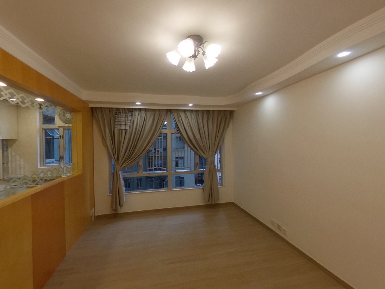 MEI FOO SUN CHUEN PHASE 5 - 18-20 Nassau Street Medium Floor Zone Flat B Mei Foo/Wonderland Villas