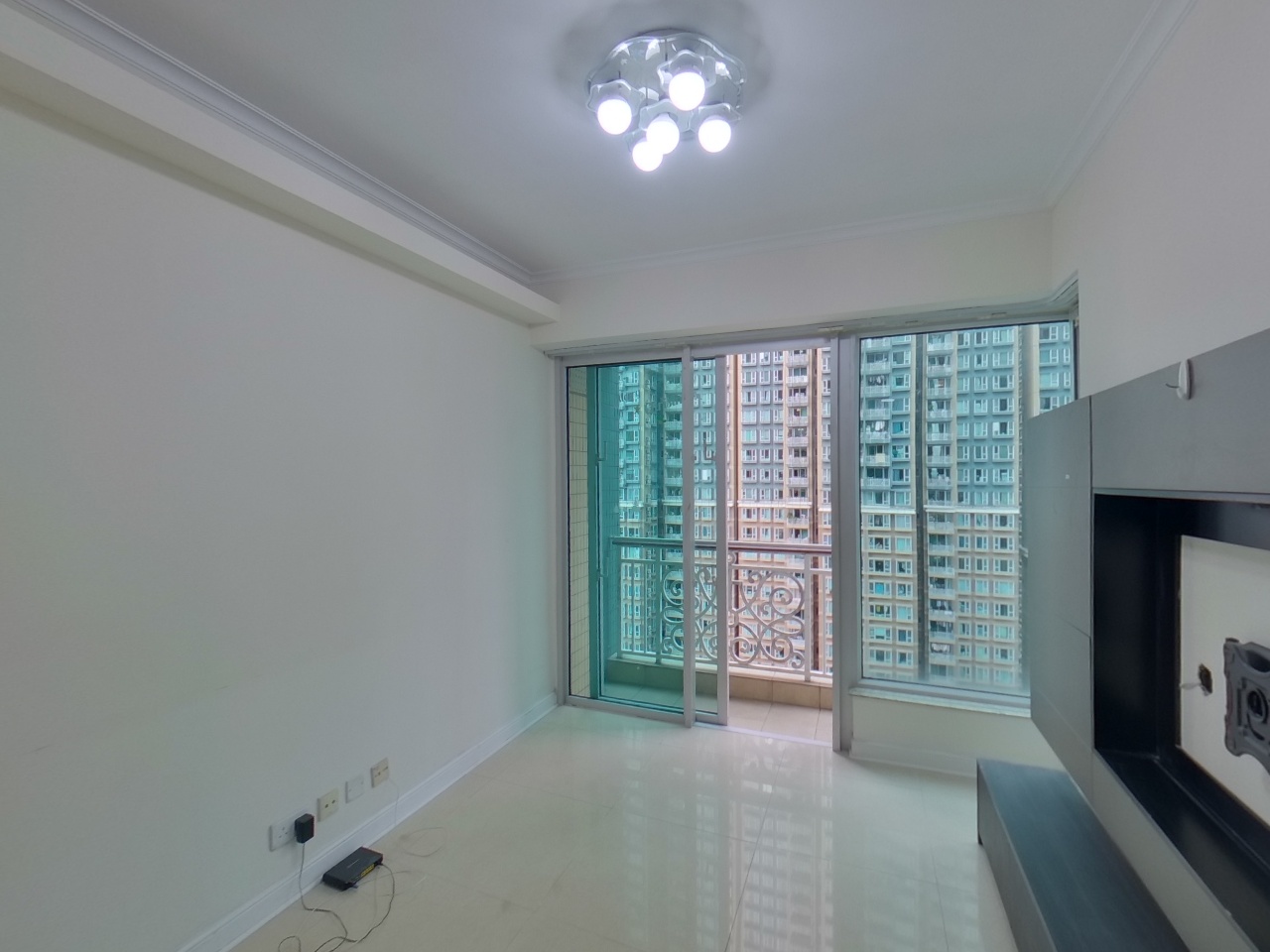 BANYAN GARDEN PHASE 1 - Tower 2 Medium Floor Zone Flat A West Kowloon