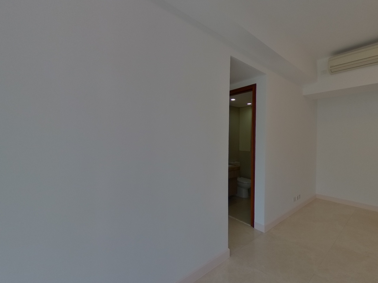 PAXTON Low Floor Zone Flat B Ho Man Tin/Kings Park/Kowloon Tong/Yau Yat Tsuen