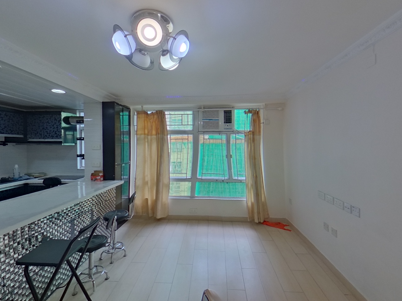 美孚新邨 3期 百老汇街41-43号 高层 D室 美孚/华景