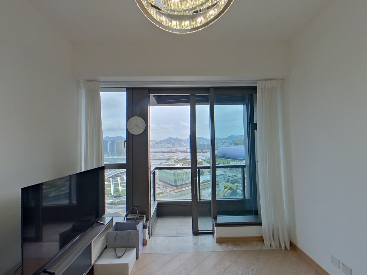 VIBE CENTRO TOWER 2B High Floor Zone Flat B To Kwa Wan/Kowloon City/Kai Tak/San Po Kong
