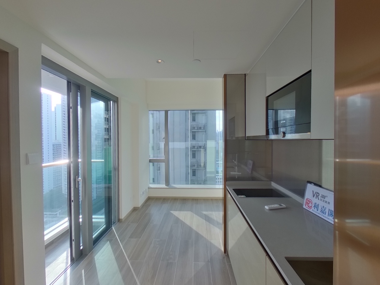 THE VIM High Floor Zone Flat E West Kowloon