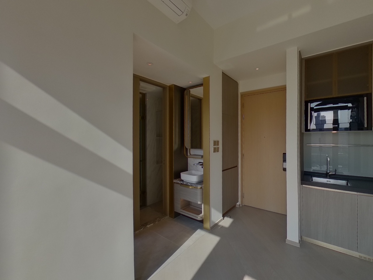 LA SALLE RESIDENCE High Floor Zone Flat E Ho Man Tin/Kings Park/Kowloon Tong/Yau Yat Tsuen