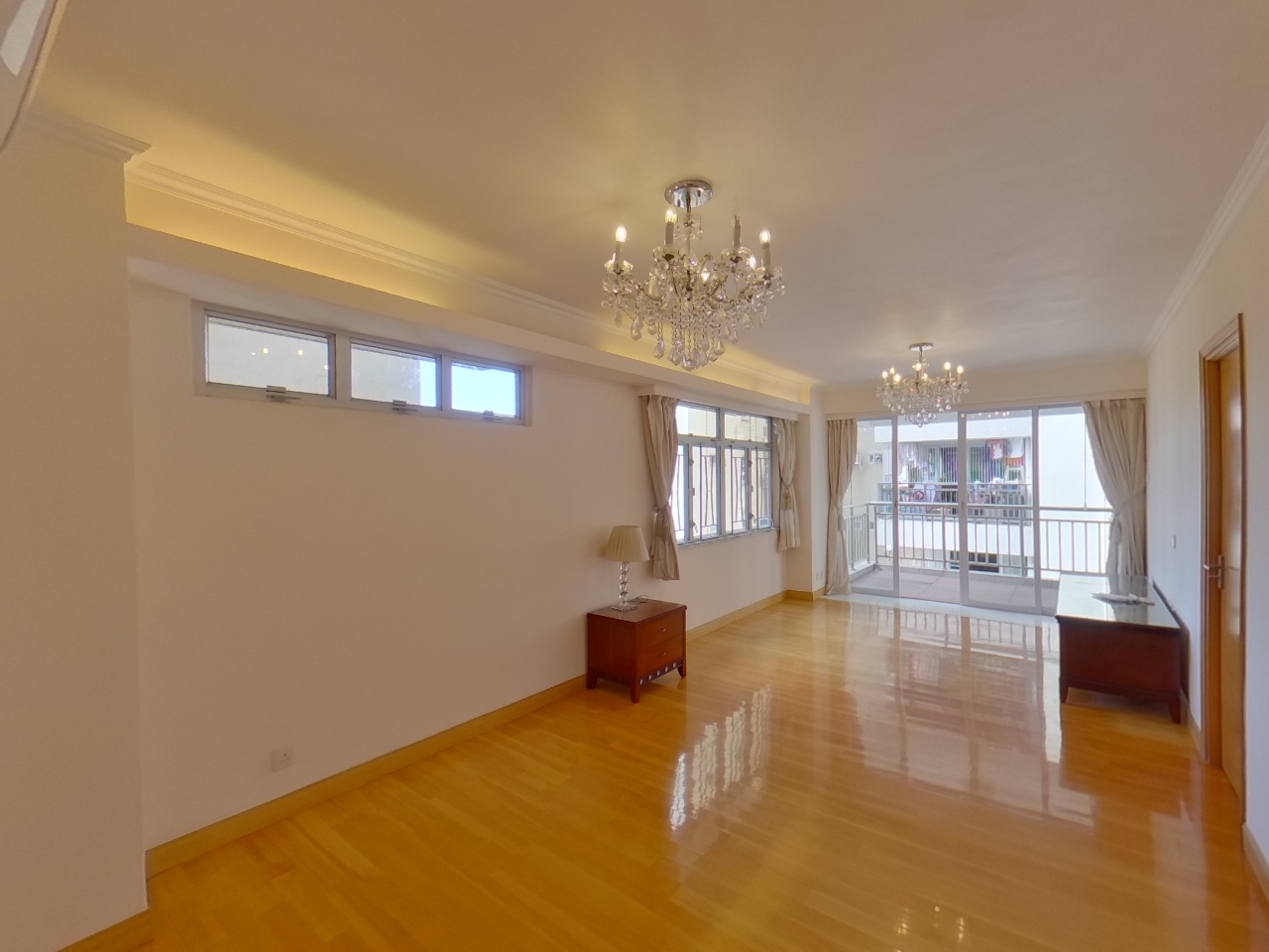 美孚新邨 2期 百老匯街30-32號 B室 美孚/華景