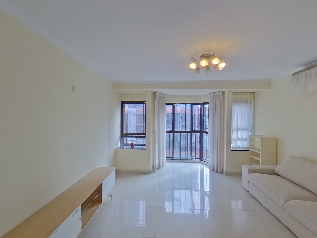 BEVERLY VILLA BLOCK 1 Very High Floor Zone Ho Man Tin/Kings Park/Kowloon Tong/Yau Yat Tsuen