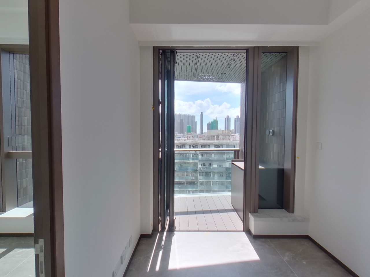 BELGRAVIA PLACE 1期 1A座 中層 20室 西九龍