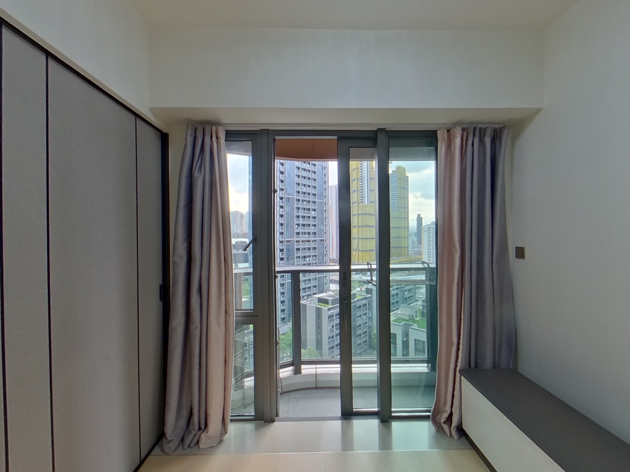 K‧SUMMIT TOWER 1B Medium Floor Zone Flat A To Kwa Wan/Kowloon City/Kai Tak/San Po Kong