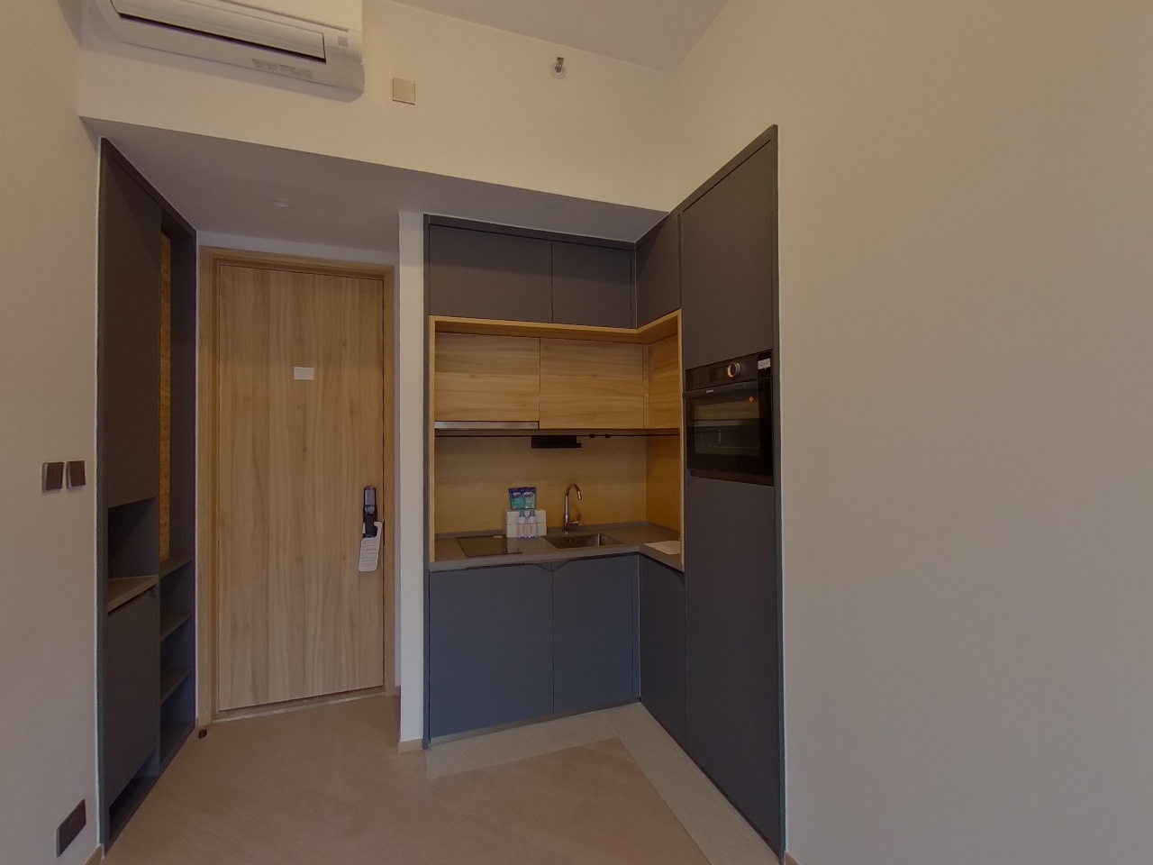 BONDLANE I Low Floor Zone Flat C West Kowloon