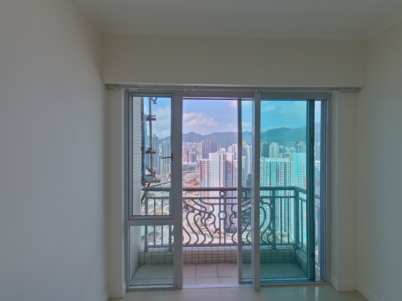 SKY TOWER BLOCK 6 High Floor Zone Flat H To Kwa Wan/Kowloon City/Kai Tak/San Po Kong